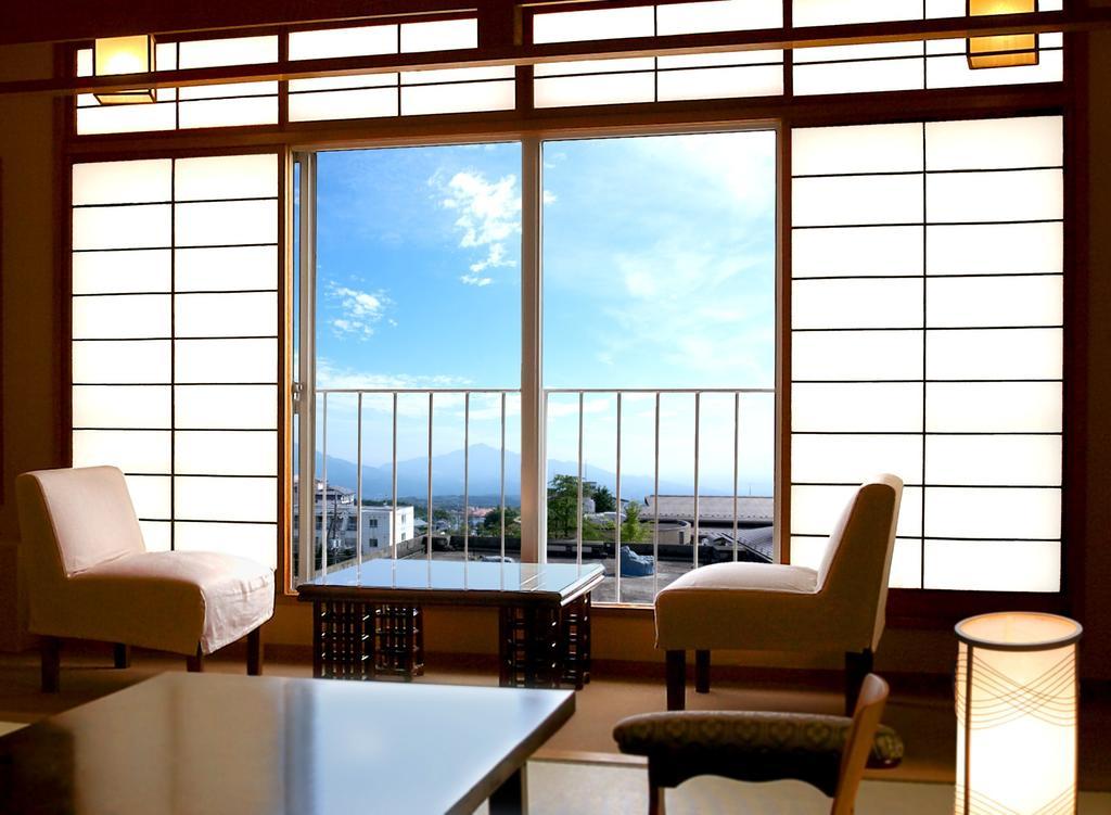 Tsukagoshiya Hotell Shibukawa Rum bild